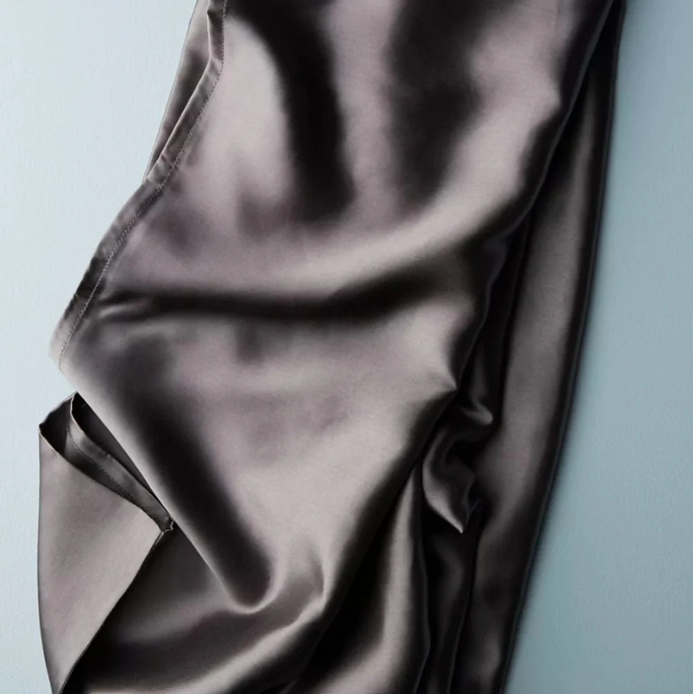 ❤️BUY 2 GET 1 FREE Slip 100% Pure Silk Pillowcase,Queen,Retail $115.00,Charcoal